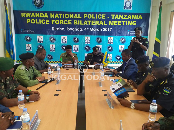 Iyo nama yahuje abayobozi bakuru ba Polisi y