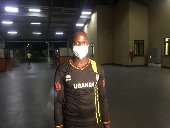 Hakizimana Innocent yari yarakatiwe imyaka ibiri. Yafunzwe mu 2018 akaba aje arangije igihano. Iyi myenda yambaye ngo ni iyo babambitse babasohoye muri gereza