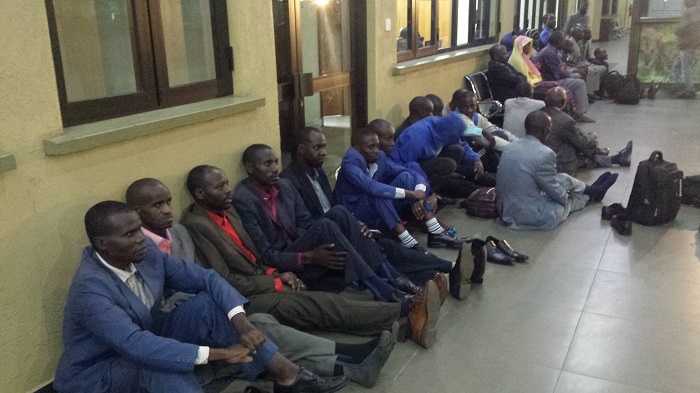 Benshi bagaragazaga umunaniro n'imbaraga nkeya kubera iyicarubozo bakorewe muri za gereza