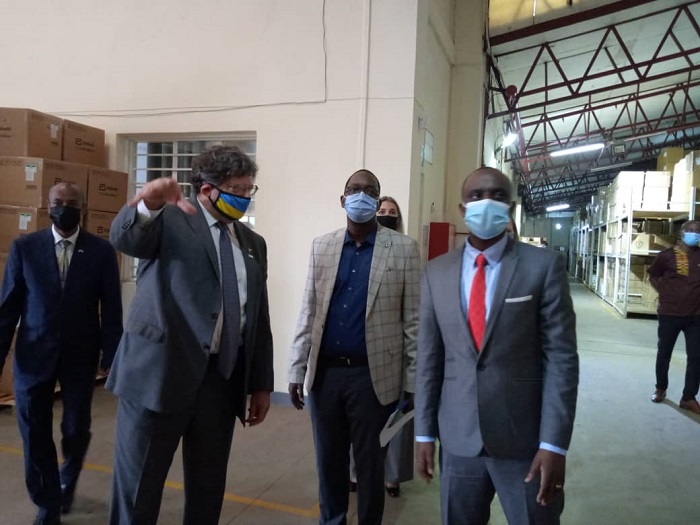 Abayobozi ku mpande zombi babanje gutambagira ububiko bw'imiti bwa RMS