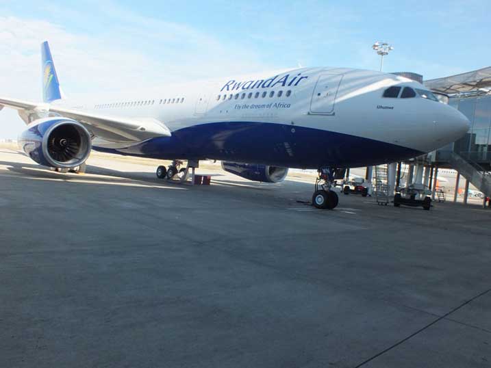 Indege za Rwandair ziri muri zimwe mu ndege zihagazeho muri Afurika