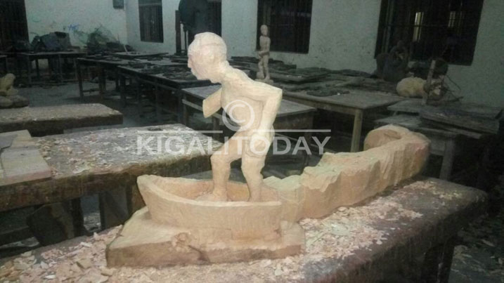 Ubugeni butandukanye n'ubundi bumenyingiro kuko bwo busaba impano