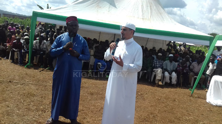 Saadi Ibuni Zaidi ageza ijambo ku baturage ba Mututu muri Nyanza 