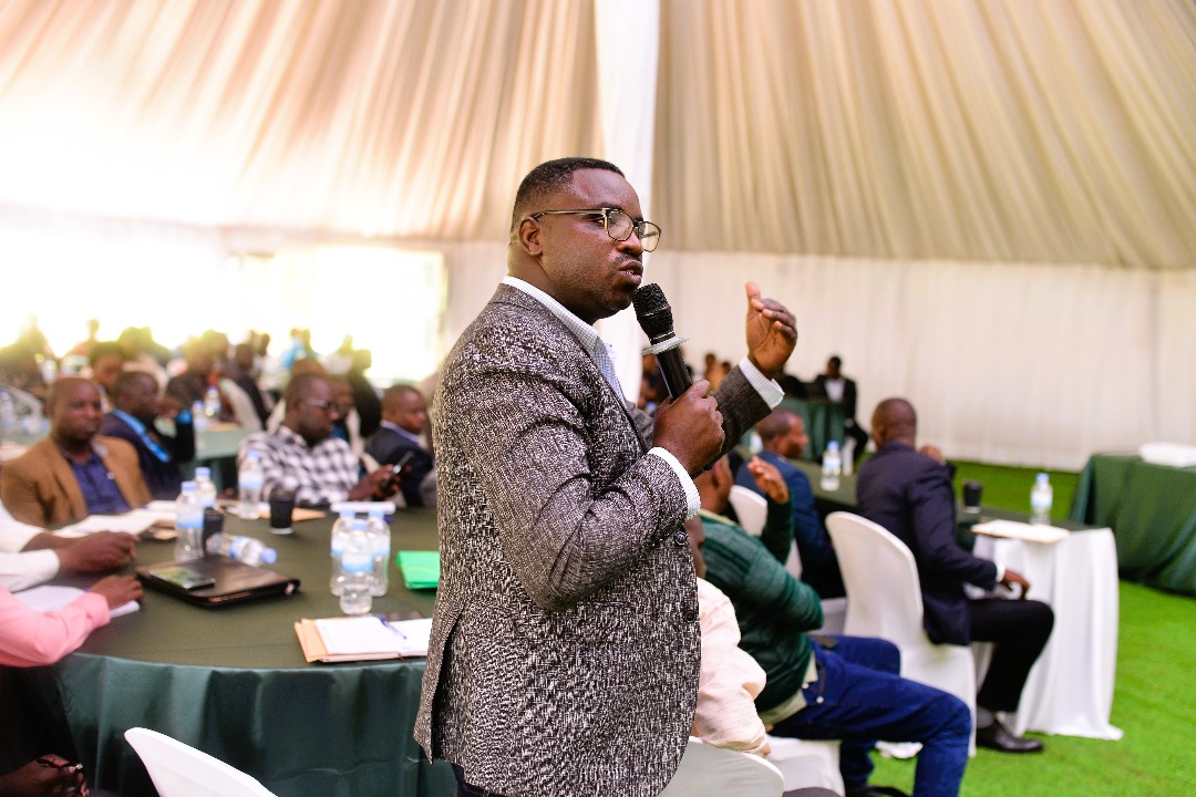 Bamwe mu bayobozi b'inama y'ubutegetsi mu Mirenge SACCO bavuga ko hari igihe baba badafite amakuru y'uko umusanzu utatanzwe bikihereranwa n'abayobozi b'Imirenge SACCO