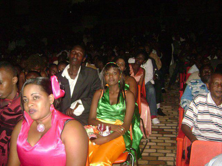 Iyi foto nayo irivugira 