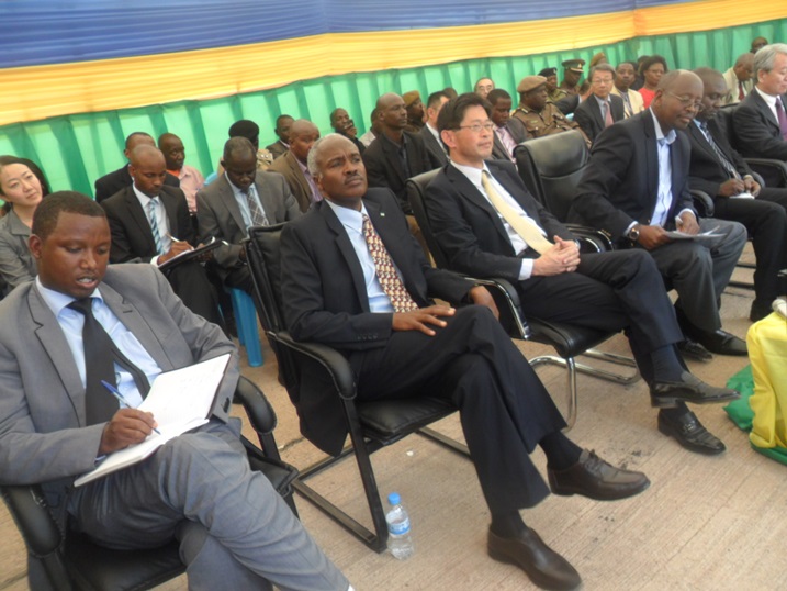 Iki kiraro cyubatswe ku nkunga ya leta y'u Buyapani, kikaba kitezweho kongera ubuhahirane hagati y'u Rwanda na Tanzaniya.