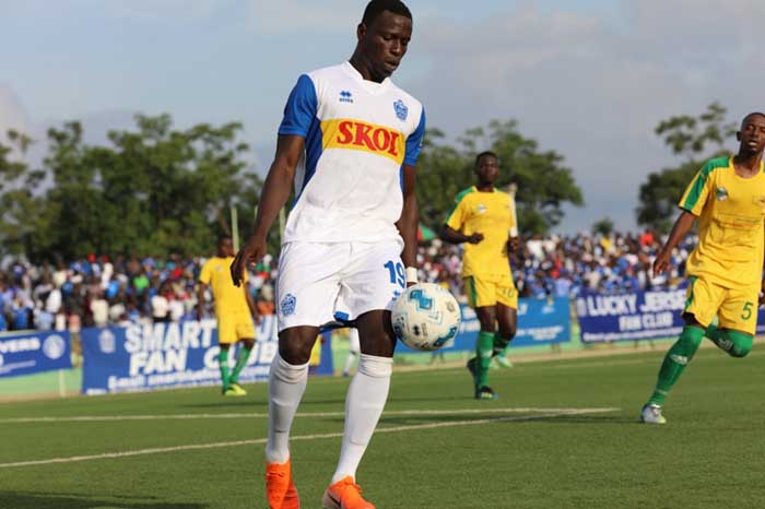 Michael Sarpong wakiniye Rayon Sports imyaka ibiri ashobora kwerekeza muri mukeba Kiyovu Sports