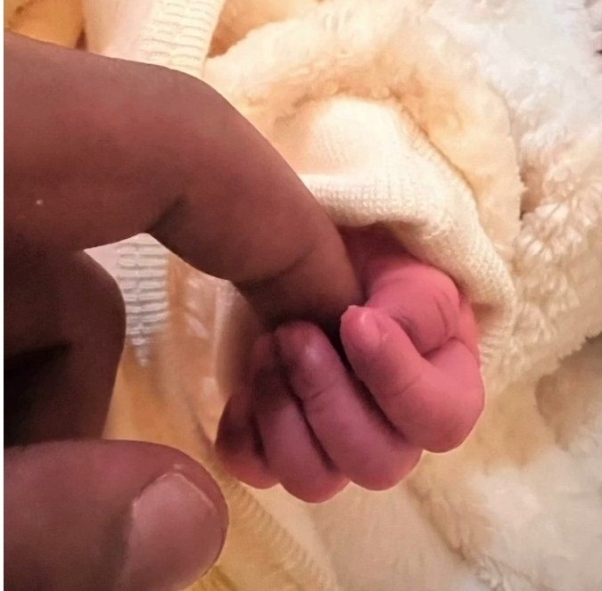 Okkama ari mu byishimo byo kwibaruka imfura 