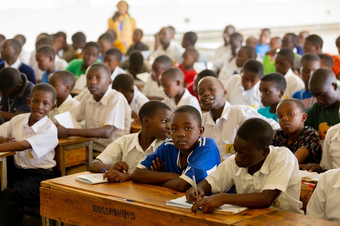 Abanyeshuri bashakiwe ahandi baba bari mu gihe ibigo byabo byangijwe na Sebeya bigitunganywa