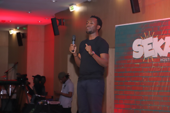 Nkusi Arthur uzwi nka Rutura ni we wari uyoboye igitaramo