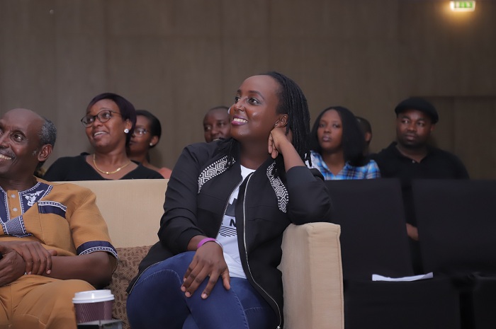 Umunyamakuru Sandrine Isheja Butera ari mu baryohewe n'urwenya