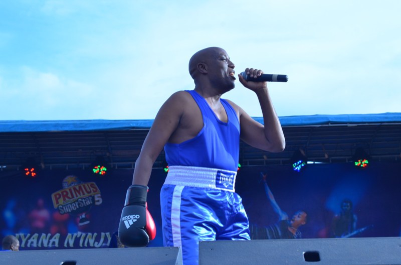 Birirwa bavuga ko nshaje sha hagire akanyegera nkereke!