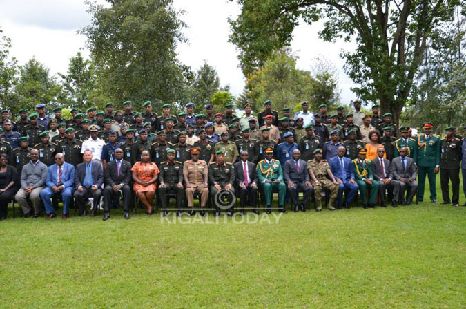 Ifoto y'Urwibutso y'abitabiriye iri huriro