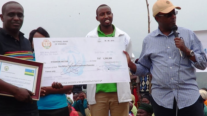 Mu bihembo bahawe harimo n'amafaranga.