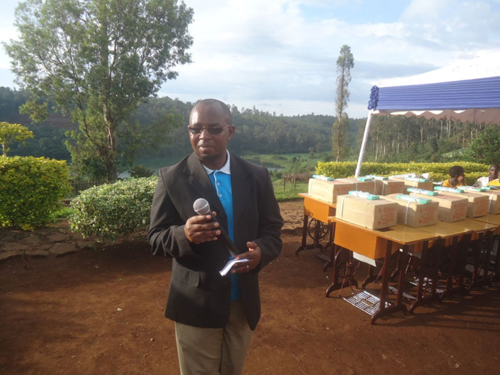 Shema ashimira David Chaplin wafashije u Rwanda guhindura abari mu buzima bubi.