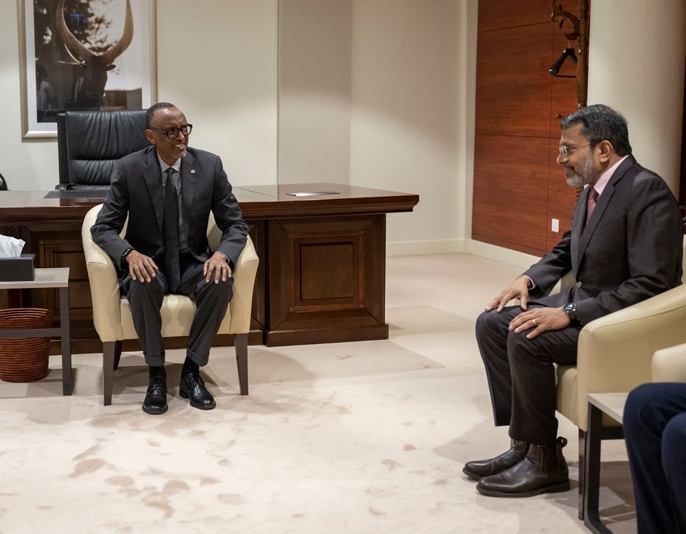 Perezida Kagame Yakiriye Umuyobozi Wa Banki Nkuru Ya Singapore - Kigali ...