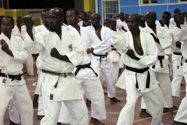 SInzi Tharcisse yeguriye ubuzima bwe umukino wa Karate.