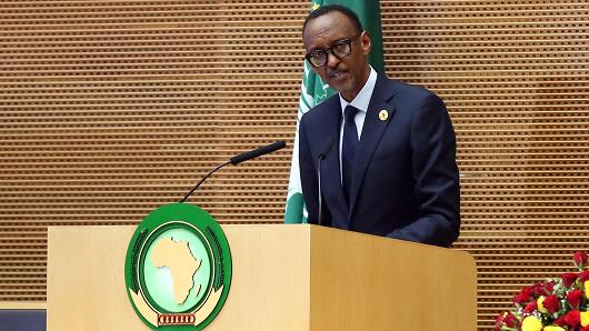 Perezida Kagame yemeza ko urubyiruko rukeneye gushyigikirwa mu rugamba rw