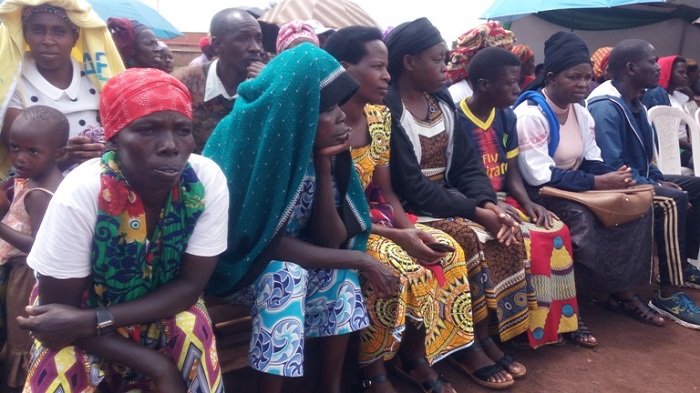 Ababyeyi basabwe kuzajya baha abana umwanya wo gusoma ibitabo batizwa ku ishuri