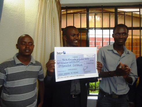 “Rwanda youth Campain for Somalia ni igitekerezo cyavuye kuri Hitimana Emmanuel Nkubito(i buryo akoma amashyi).