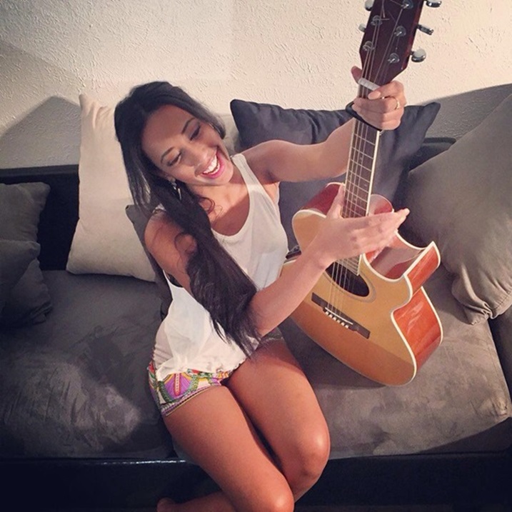 Sosena, umunyetiyopiyakazi ugaragara muri Burinde bucya ya Meddy.