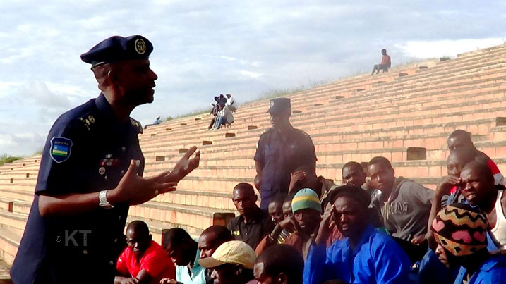 SS Muheto avuga ko Polisi izakomeza guhashya abakarani bateza bagenzi babo urubwa