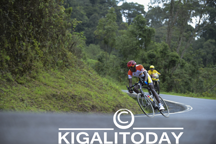 Aha yari yenekeye abandi, maze igare araryubika