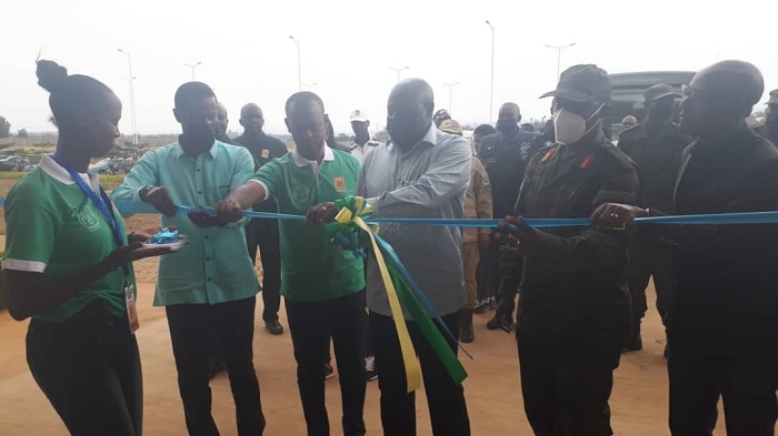 Guverineri Gasana ubwo yafungura Stade ya Nyagatare