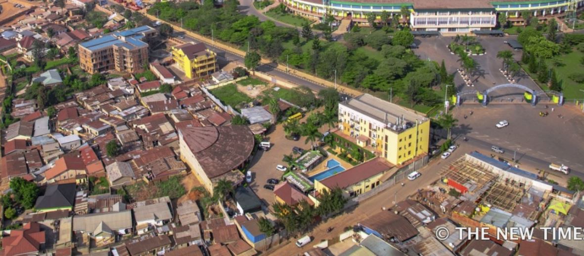 Kamwe mu duce turi mu nkengero za Sitade Amahoro karimo inzu zigomba kuvugururwa