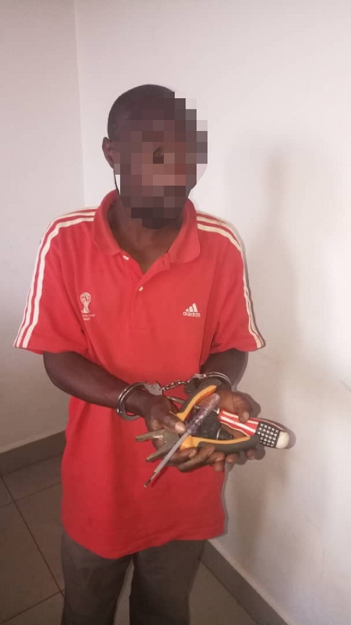 REG ifatanyije n'inzego z'umutekano n'abaturage muri rusange bahagurukiye kwamagana no guhana abiba umuriro w'amashanyarazi