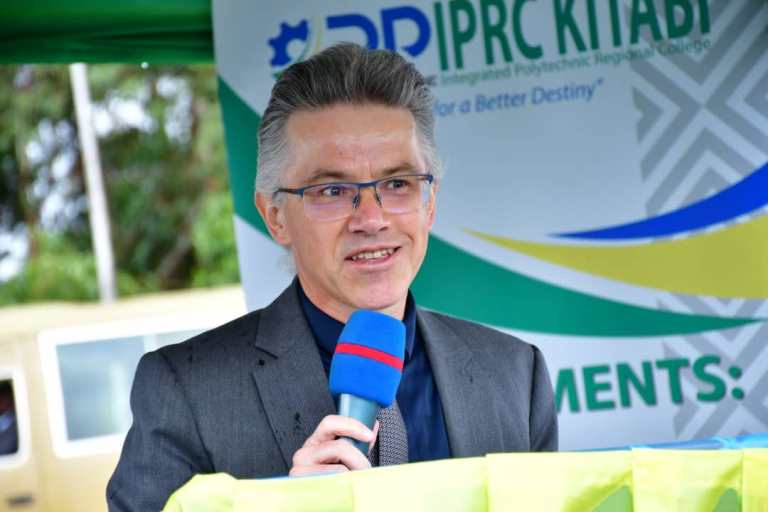 Stephane Le Brech, Umunyamabanga wa mbere muri Ambasade y'u Bufaransa mu Rwanda yishimira uko inkunga batanga ikoreshwa