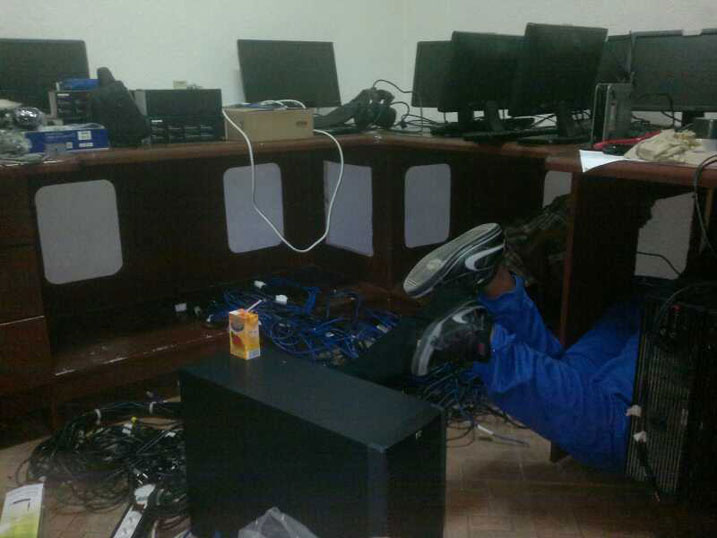 Imirimo irakomeje yo gutunganya studio ya KT Radio.