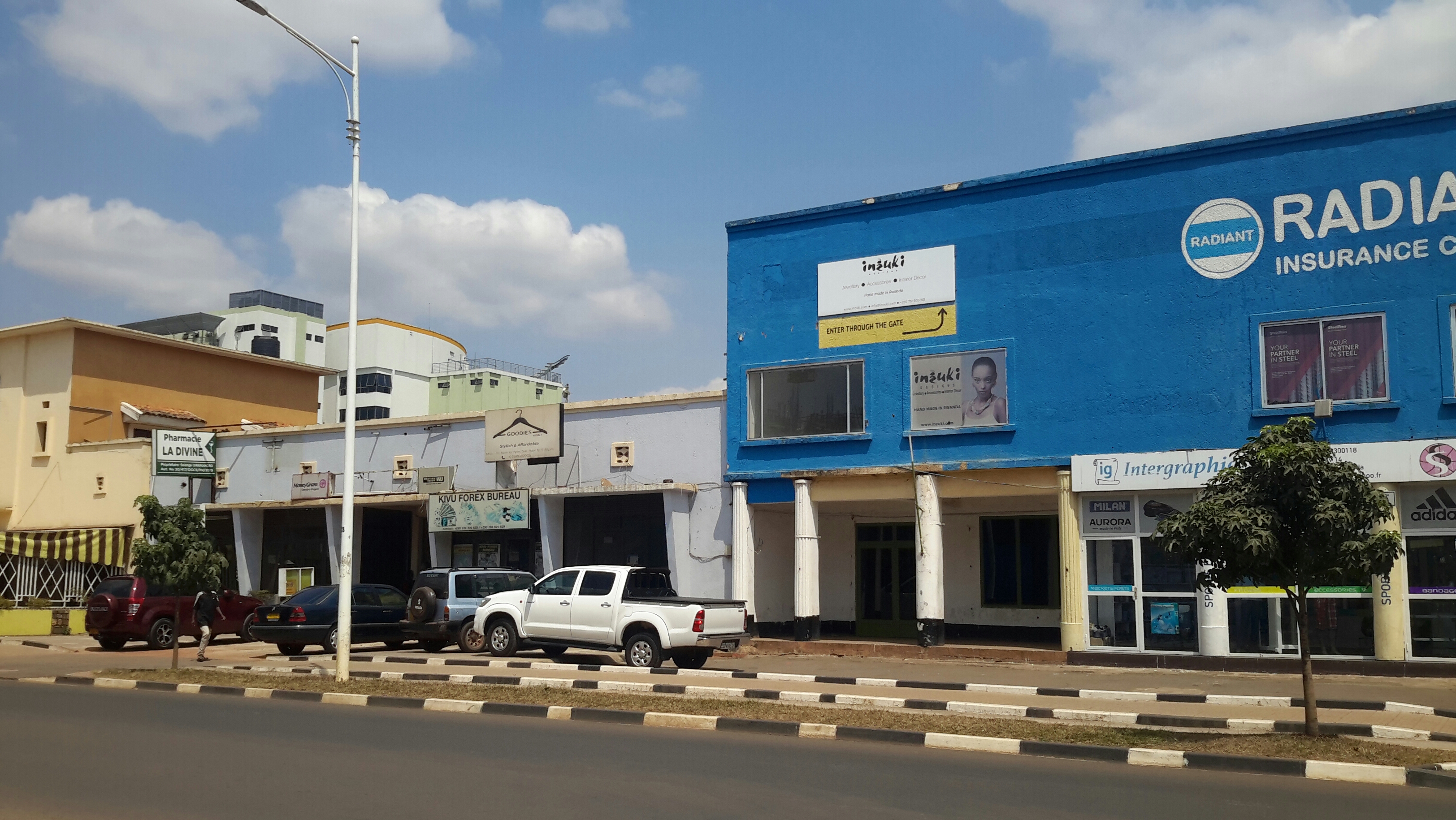 Bamwe mu bafite inzu zishaje mu Mujyi rwagati wa Kigali, ngo bagiye kuganirizwa uko bakubaka izijyanye n