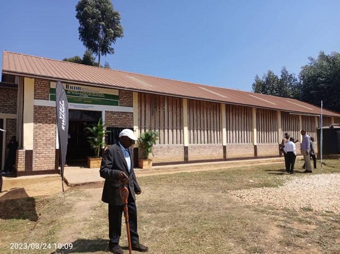 Bubakiwe ubuhunikiro bugari