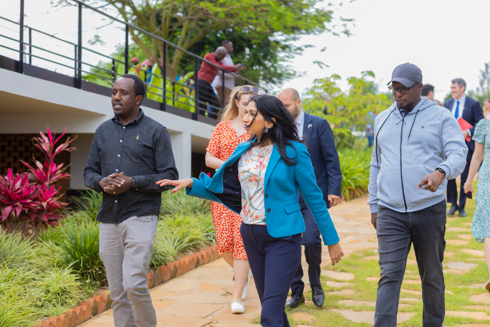 Hano Minisitiri Suella Braverman yaganiraga n'Umunyamabanga Uhoraho muri MINEMA, Habinshuti Philippe