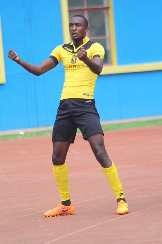 Sugira Ernest nawe yaguzwe akayabo na AS Vita Club