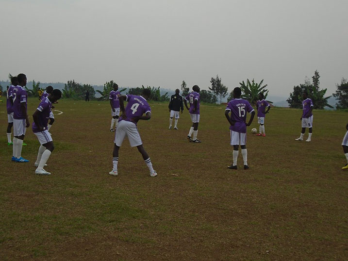 Sunrise FC na Marine FC bizahurira i Rwamagana kuwa 18/02/2015.