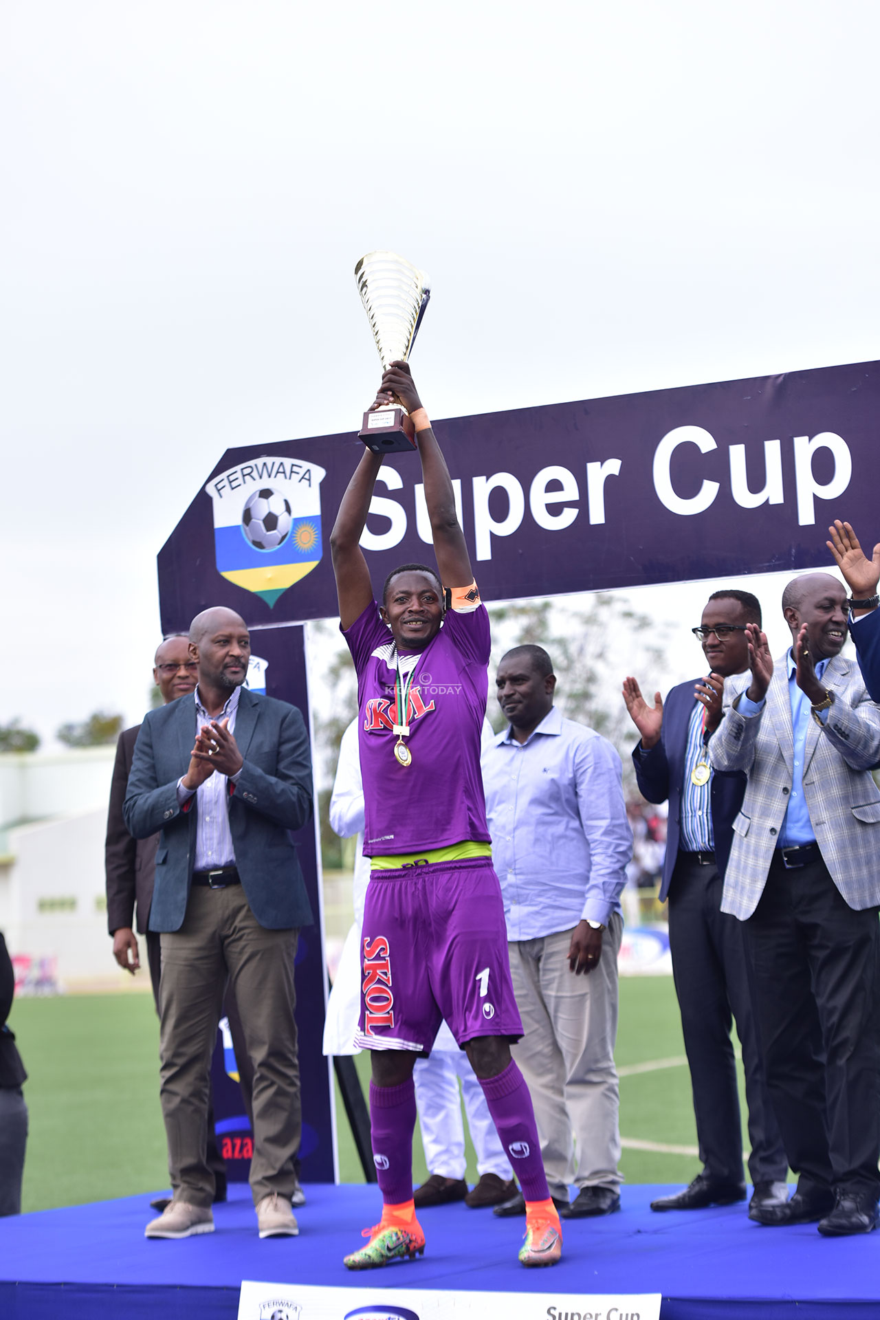 Rayon Sports yaje guhabwa igikombe i Nyamirambo