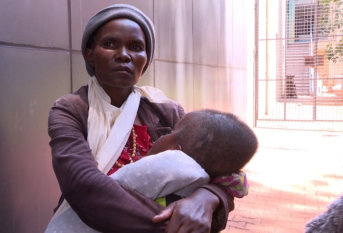 Sylvie Mukamusoni avuga ko ubushobozi bwo kwita ku mwana bwamushizeho