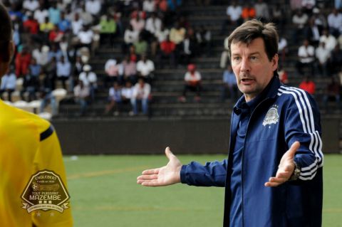 Thierry Froger yatoje ikipe ya TP Mazembe yirukanwa nyuma y'iminsi 38 ahawe akazi