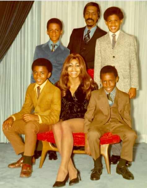 Tina na Ike Turner n'abana babo bane ahagana mu 1970