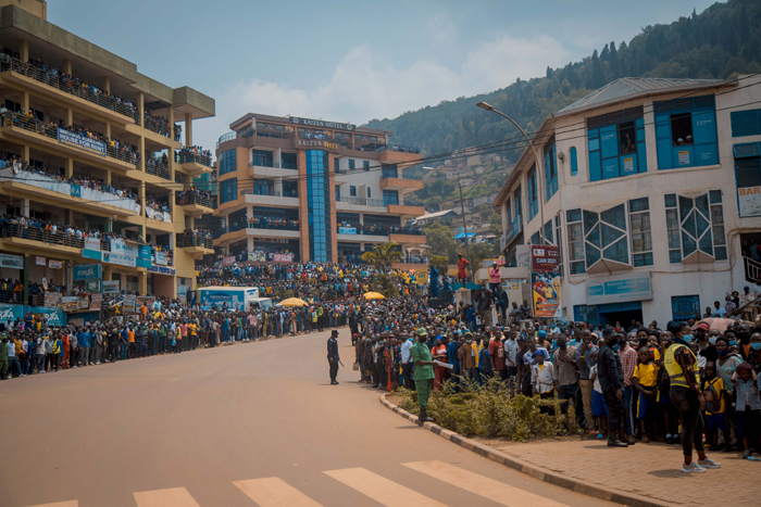 Nyabugogo, agace kagaragaramo abakunzi benshi b'umukino w'amagare baba buriye imiturirwa