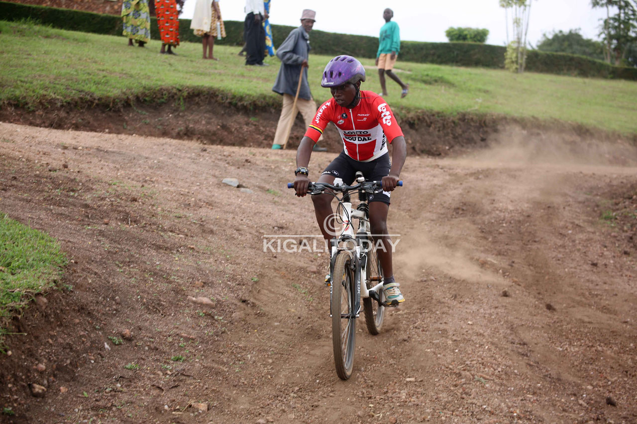 Bava mu Mazi bakomereza ku magare