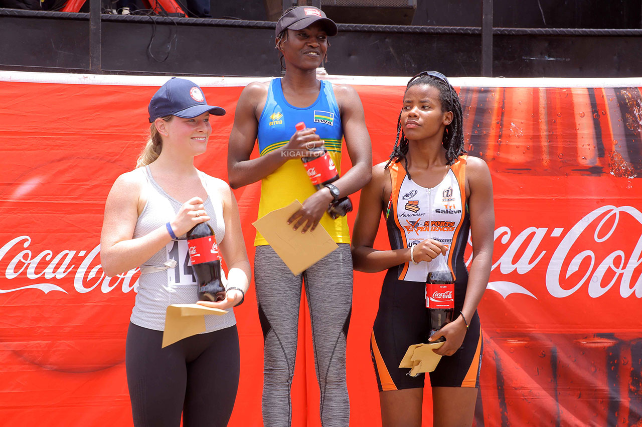 Abaje mu myanya itatu ya mbere mu bakobwa aribo Uwineza Hanani, Britney Power na Tuyishime Alice