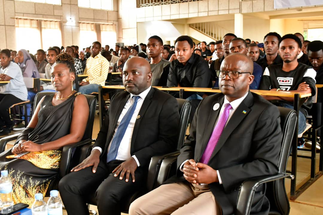 Ni igikorwa cyitabiriwe n'abantu batandukanye