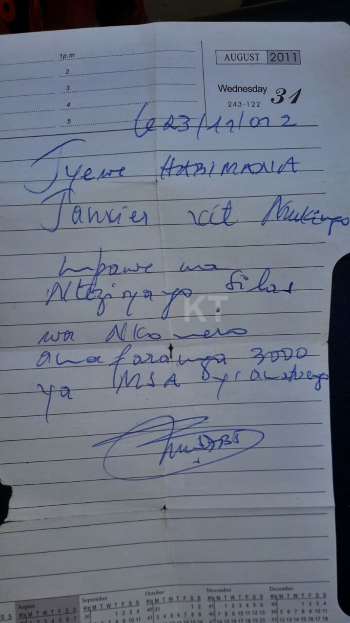Tumwe mu dupapuro abaturage bavuga ko bishyuriragaho Mitiweri y'amatungo.