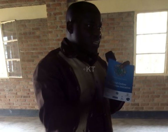 Tuyizere Oswald, Umuyobozi mu Nama y'Igihugu y'Abafite Ubumuga ushinzwe Kubaka Ubushobozi, avuga ko hari gahunda yo gukura ku mihanda abafite ubumuga basabiriza.