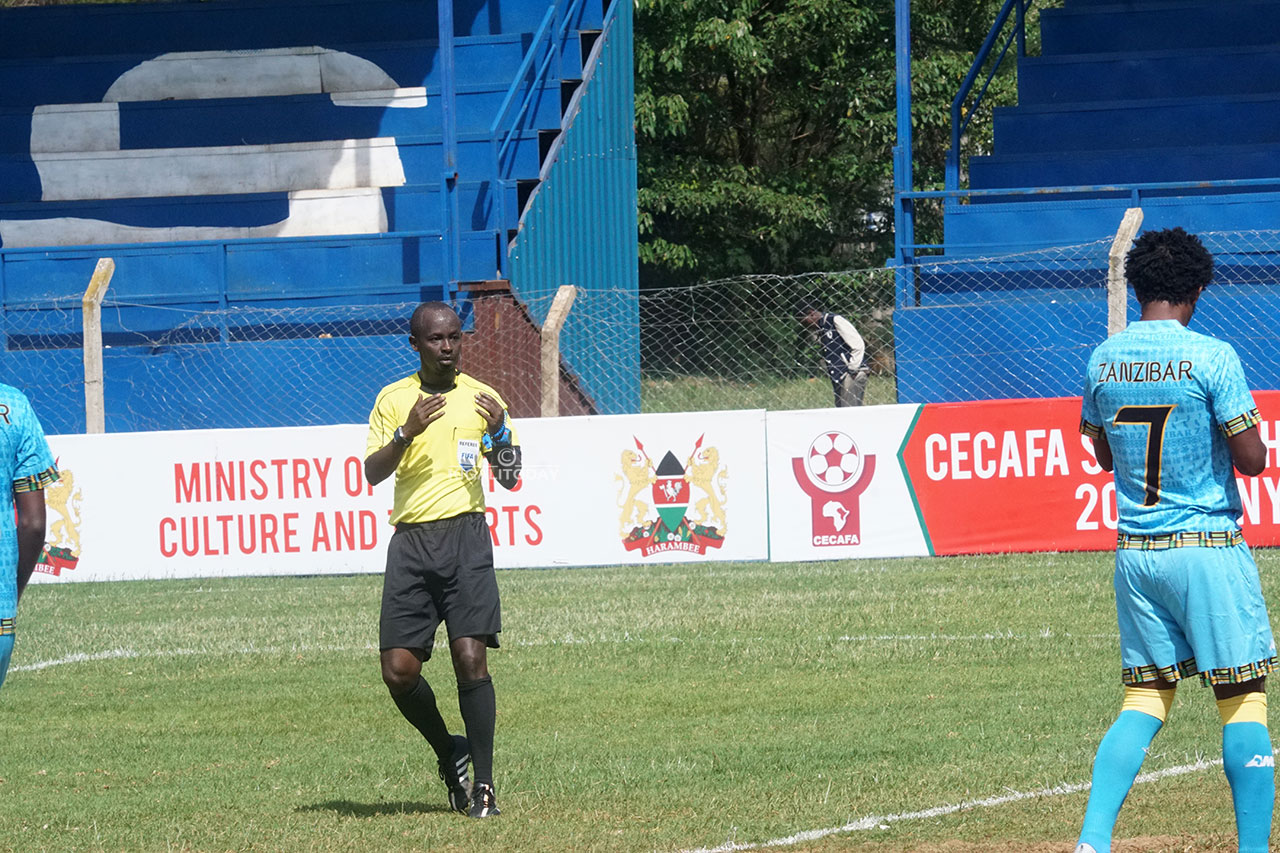 Twagirumukiza Abdul aheruka muri CECAFA mu mwezi gushize, aho yasifuye imwe mu mikino yaberaga Machakos/Kenya