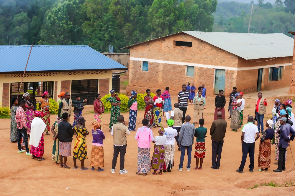 Ababyeyi bakangurirwa kugira uruhare mu gukomeza kwita ku bana igihe bari mu rugo