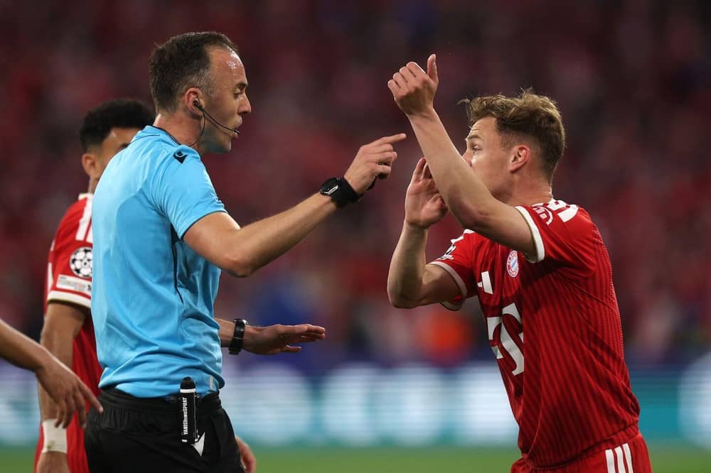 Joshua Kimmich yereka umusifuzi ko umupira wakozwe n'akaboko